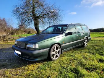 VOLVO