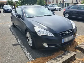 hyundai-genesis-coupe-2012-auto-223000-km-essence