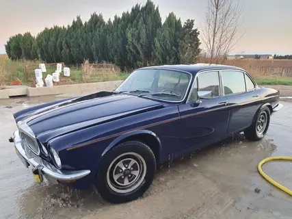 JAGUAR XJ6