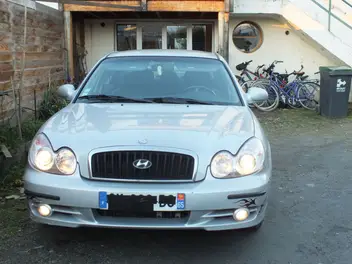 HYUNDAI