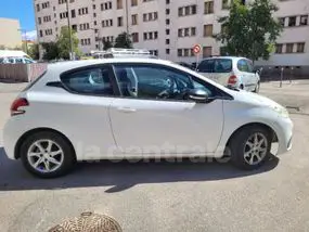 peugeot-208-phase-2-2015-manual-99195-km-essence-1