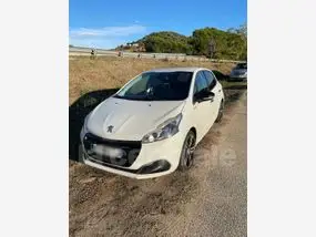 peugeot-208-phase-2-2016-manual-126000-km-essence-1