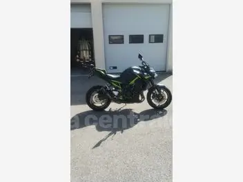 kawasaki-z-900-2021-25000-km