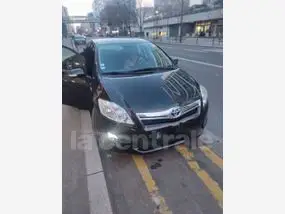 toyota-auris-phase-2-2011-auto-72300-km-hybrides-1