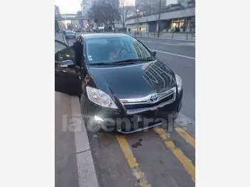 toyota-auris-phase-2-2011-auto-72300-km-hybrides
