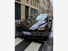 tesla-model-y-2021-auto-148400-km-électrique-1