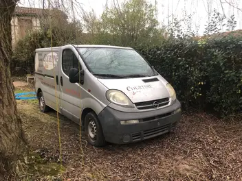 opel-vivaro-2005-manual-300000-km-diesel