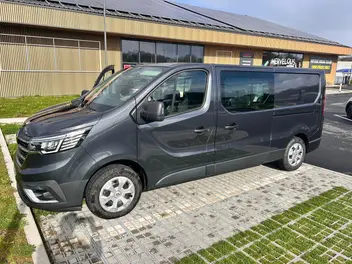 renault-trafic-iii-phase-2-2023-manual-70000-km-diesel