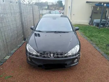 PEUGEOT 206