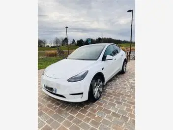 tesla-model-y-2022-auto-137500-km-électrique