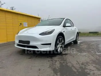 tesla-model-y-2022-auto-109000-km-électrique