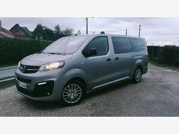 opel-zafira-life-2023-auto-39500-km-électrique