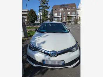 toyota-auris-ii-touring-sports-phase-2-2016-auto-365000-km-hybrides