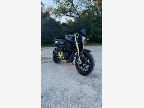 bmw-f-800-2018-32000-km-1