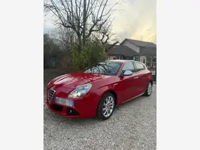 alfa-romeo-giulietta-iii-2012-auto-154000-km-essence-1