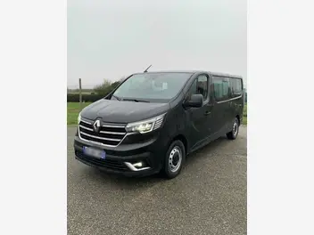 renault-trafic-iii-phase-2-2023-auto-40000-km-diesel