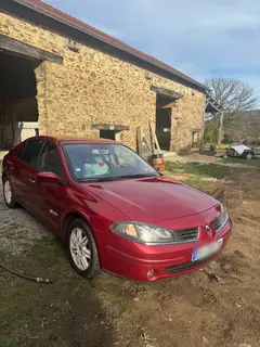 RENAULT LAGUNA