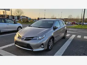toyota-auris-phase-2-2014-manual-217000-km-essence-1
