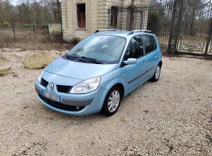 RENAULT SCENIC