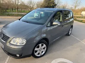 volkswagen-touran-phase-2-2004-auto-260000-km-diesel-1
