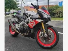 aprilia-tuono-1100-2017-17500-km-1
