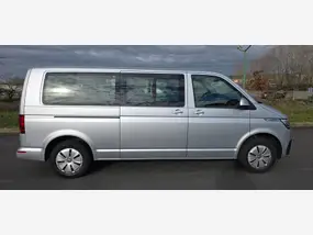 volkswagen-caravelle-t6-2024-manual-37000-km-diesel-1