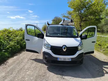 renault-trafic-iii-phase-2-2018-manual-107000-km-diesel