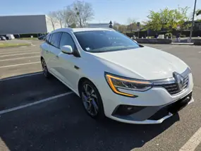 renault-megane-iv-estate-phase-2-2020-auto-127000-km-hybrides-1