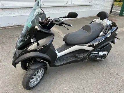 PIAGGIO MP3