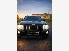 jeep-grand-cherokee-iii-2006-auto-272000-km-diesel-1