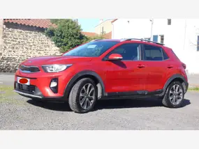 kia-stonic-2017-manual-41955-km-essence-1