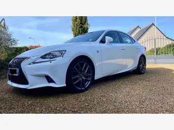lexus-is-iii-2014-auto-109000-km-hybrides