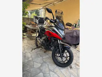 honda-x-adv-750-2022-11000-km