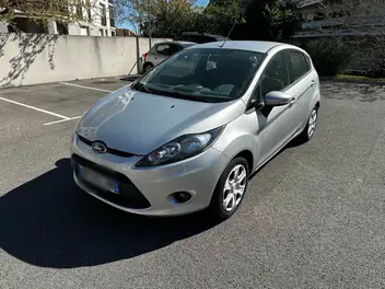 ford-fiesta-v-phase-2-2011-manual-74230-km-essence
