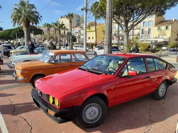 alfa-romeo-alfetta-gtv-phase-2-1982-manual-132500-km-essence