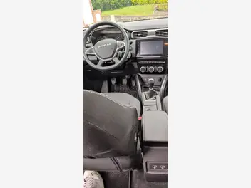 dacia-duster-ii-phase-2-2023-manual-29990-km-bicarburation essence / gpl