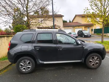 dacia-duster-phase-2-2014-manual-102000-km-essence