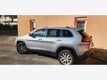 jeep-cherokee-iv-2015-auto-190000-km-diesel