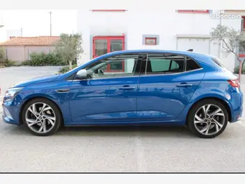 renault-megane-iv-2017-auto-86000-km-essence