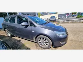 opel-astra-iv-sports-tourer-2011-manual-205000-km-diesel-1