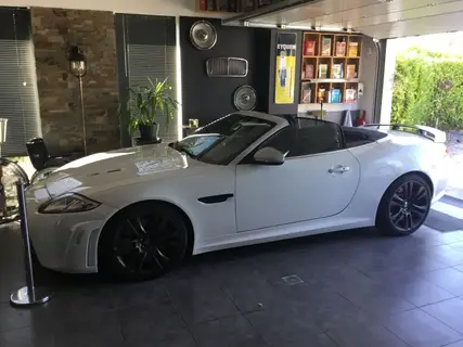 JAGUAR XK