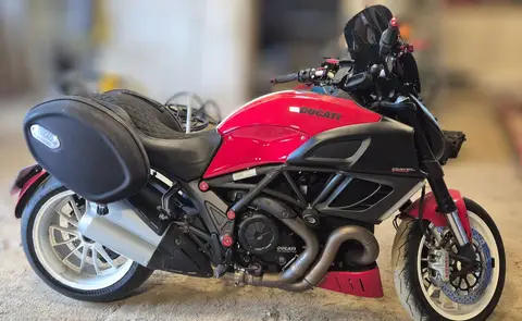 DUCATI DIAVEL