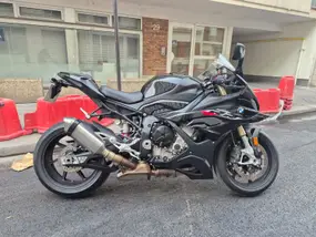 bmw-s1000-rr-2023-8000-km-1