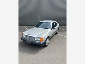 mercedes-230-1985-manual-75760-km-essence-1
