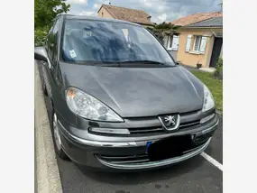 peugeot-807-2010-auto-220961-km-diesel-1