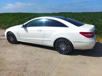 MERCEDES CLASSE E