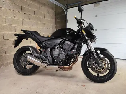 HONDA CB HORNET