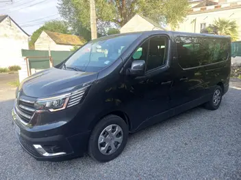 renault-trafic-iii-phase-2-2023-auto-75000-km-diesel