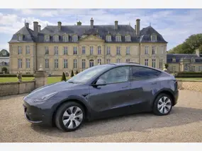 tesla-model-y-2023-auto-61000-km-électrique-1