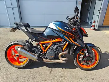 ktm-super-duke-1290-2023-16000-km